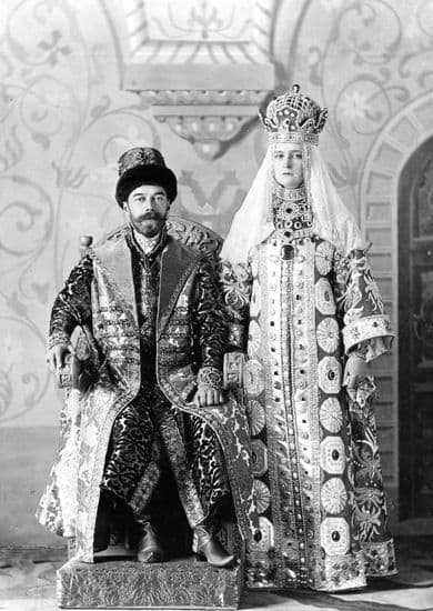 Nicolas II et la tsarine Alexandra Fedorovna Nicolas II et la tsarine Alexandra Fedorovna