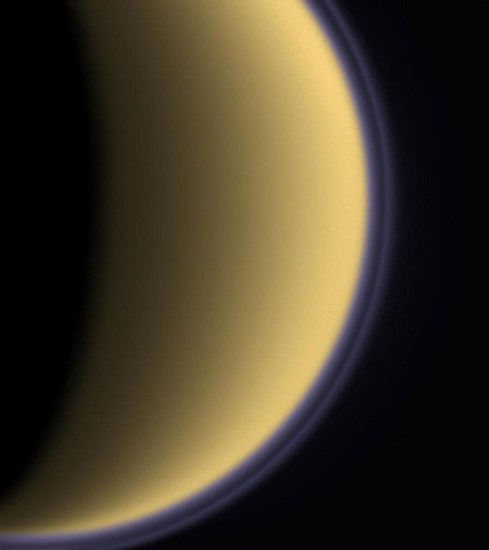 Titan, satellite naturel de Saturne Titan, satellite naturel de Saturne