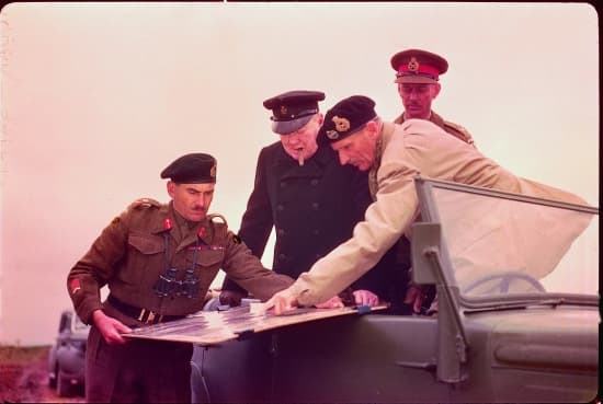 Winston Churchill en Normandie, 22 juillet 1944 Winston Churchill en Normandie, 22 juillet 1944