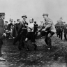 Arrivée du marathon aux jeux Olympiques de 1908 Arrivée du marathon aux jeux Olympiques de 1908